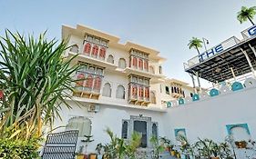 Khakhri Haveli - A Boutique Hotel